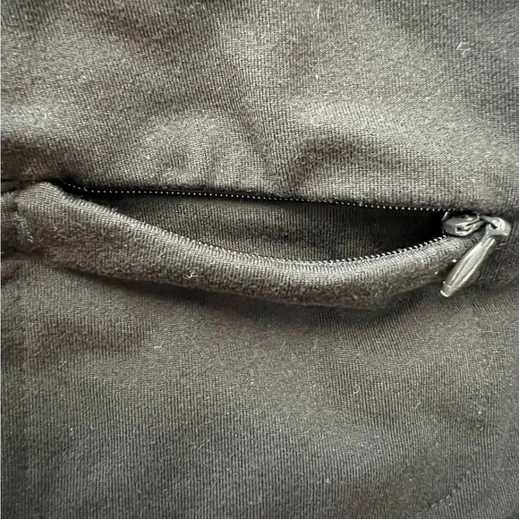 CHICO’s | Zenergy ladies pull on pants. Size: 1 Chicos/8 - Picture 3 of 14